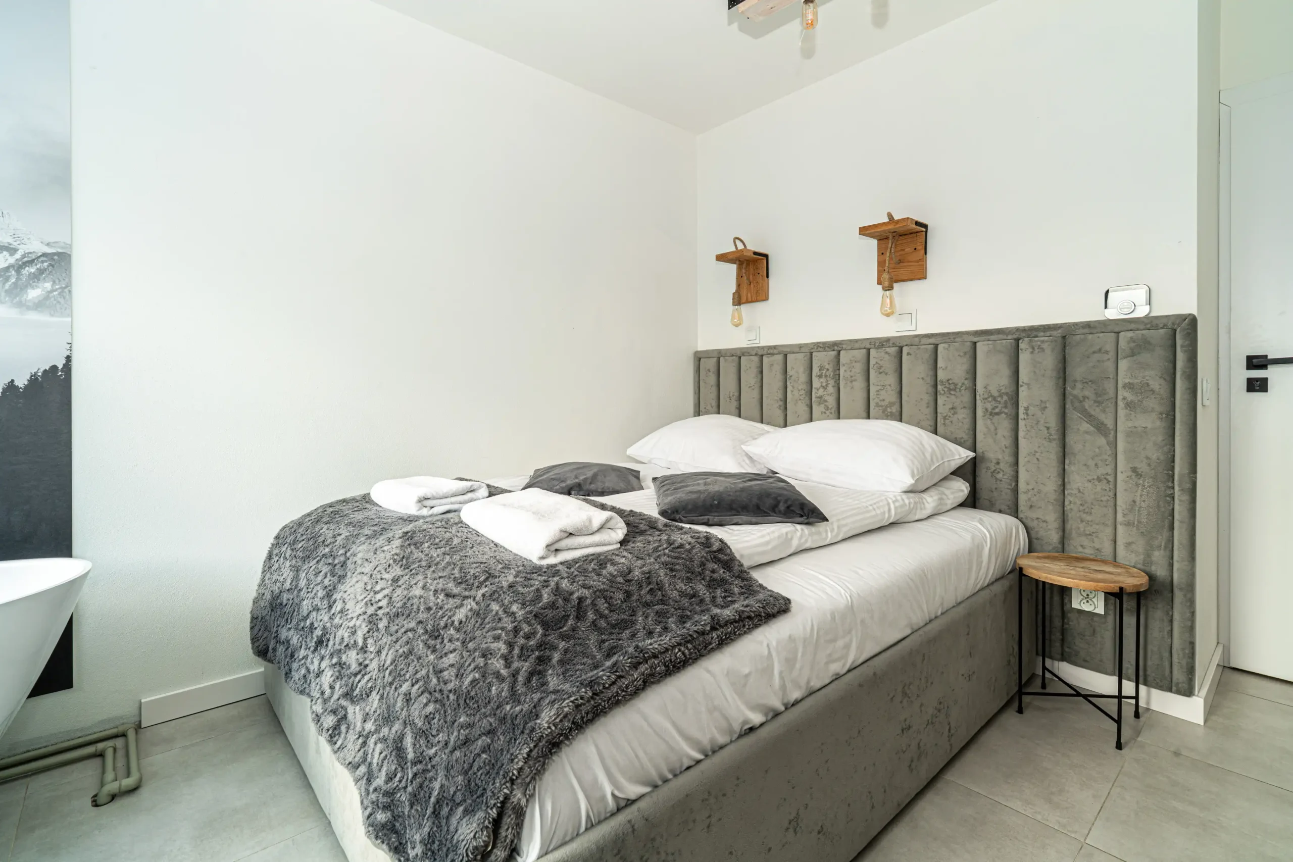 Schronisko Zmysłów Apartament nr 5